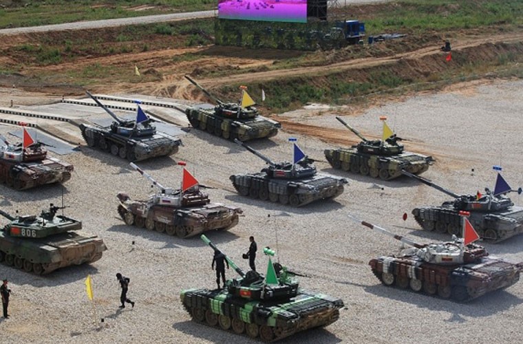 Vòng thi quốc tế (26/7-16/8) cuộc thi xe tăng có “1-0-2” Tank Biathlon 2014 đang trong giai đoạn ác liệt tại thao trường Albino, Nga với sự tham gia của 12 quốc gia trên thế giới gồm: Nga, Angola, Armenia, Belarus, Venezuela, Ấn Độ, Kazakhstan, Kyrgyzstan, Trung Quốc, Kuwait, Mông Cổ và Serbia. Đã có tin là Việt Nam sẽ tham gia cuộc thi này nhưng thực tế thì không hề có đội của Việt Nam.